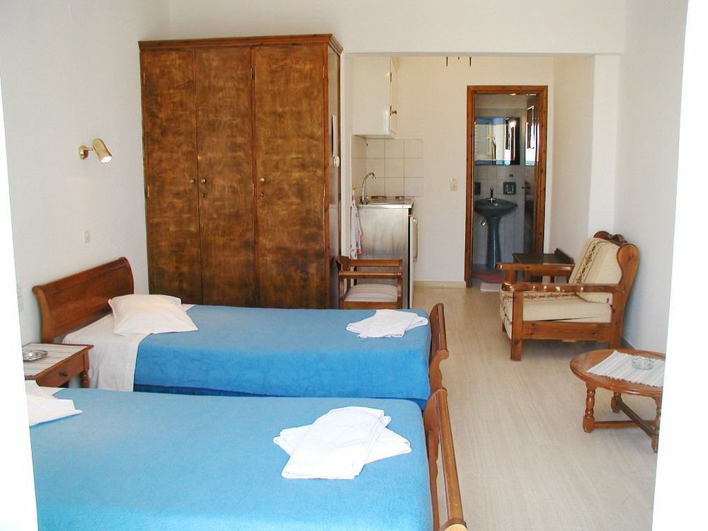 Elena Studios & Suites Ornos  Exterior photo